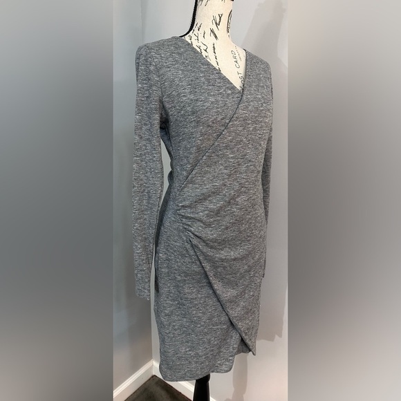 🌫️Banana Republic Charcoal Gray Soft Knit Bodycon Dress (XS) 🌫️ - Picture 3 of 12
